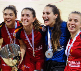 Campiones del món Hoquei 2019 tuit.jpg