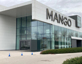 Mango nou hangar març 2023 ret 2.jpg