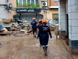 Protecció Civil ajuda a València novembre 2024 B ret.jpg